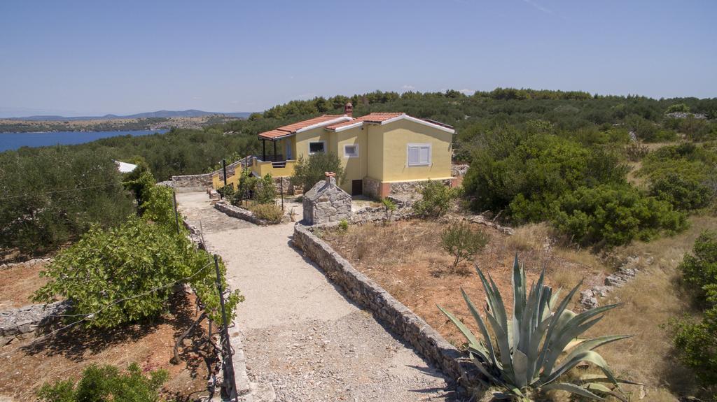 Holiday House Rusticana Sali, Dugi Otok Near Np Kornati Exteriér fotografie